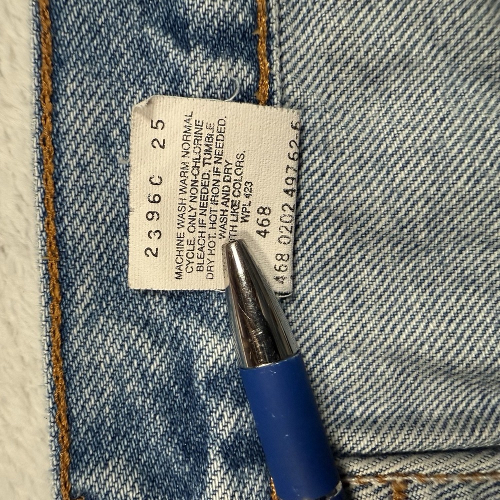 Levis Jeans Mens 36x30 Blue Relaxed Fit Straight Leg Vintage Flaws - Picture 9 of 16